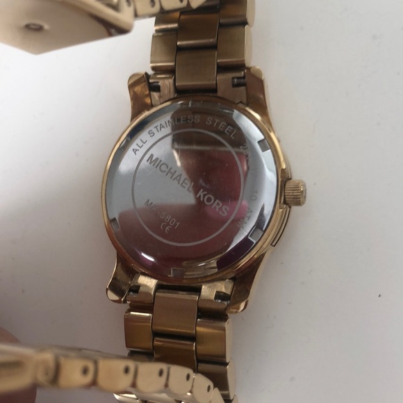 Michael Kors Watch - Picture 3 of 3